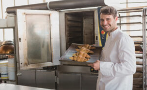 Avoid Uneven Oven Baking in Industrial Kitchens: Pro Tactics