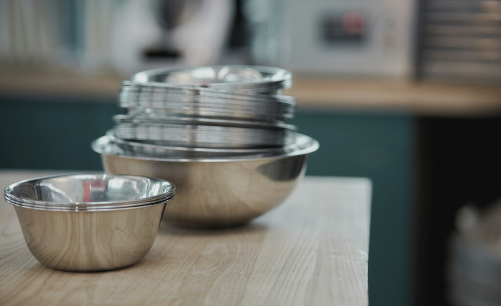 maintain mixing bowls